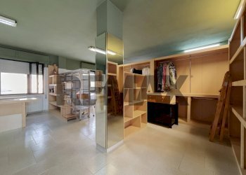 Cabina armadio - Negozio Via Calvario
26, San Vito Chietino - foto 16