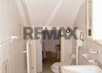 Bagno - Casa semi indipendente Via Frentana
 
51, Lama dei Peligni - foto 10