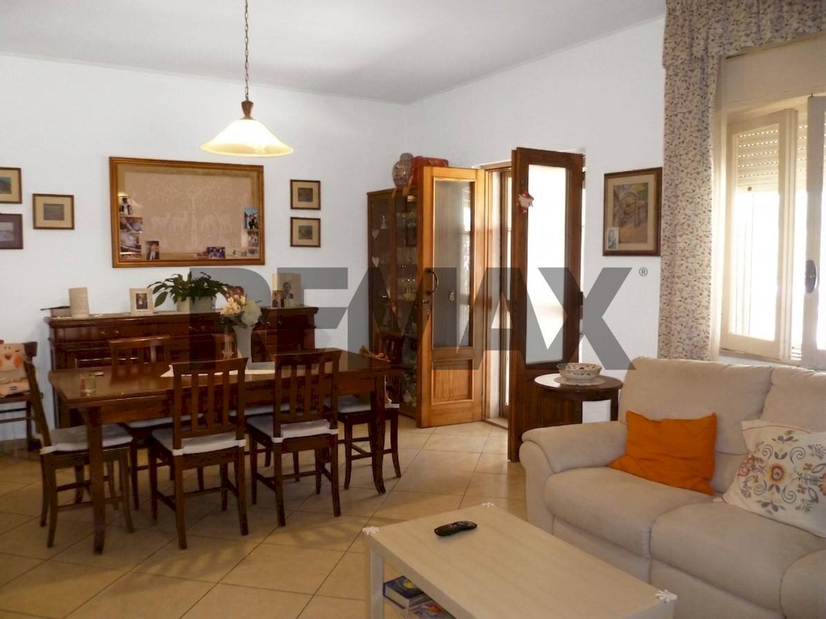 Sala da pranzo - Casa indipendente Sant'Apollinare, Via Piave
66, San Vito Chietino - foto 3