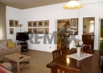 Sala da pranzo - Casa indipendente Sant'Apollinare, Via Piave
 
66, San Vito Chietino - foto 5