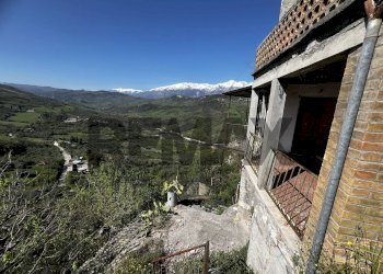 Vista delle montagne - Rustico Morge
 
28, Altino - foto 8