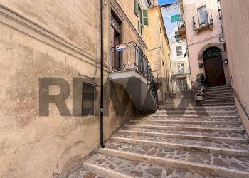 Edificio all\'aperto - Casa semi indipendente Corso Vittorio Emanuele
 
5, Atessa - foto 4