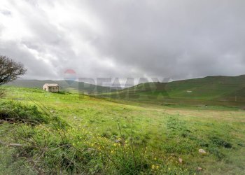 Vista delle montagne - Terreno agricolo Contrada Sant'Agata
snc, Piana degli Albanesi - foto 1