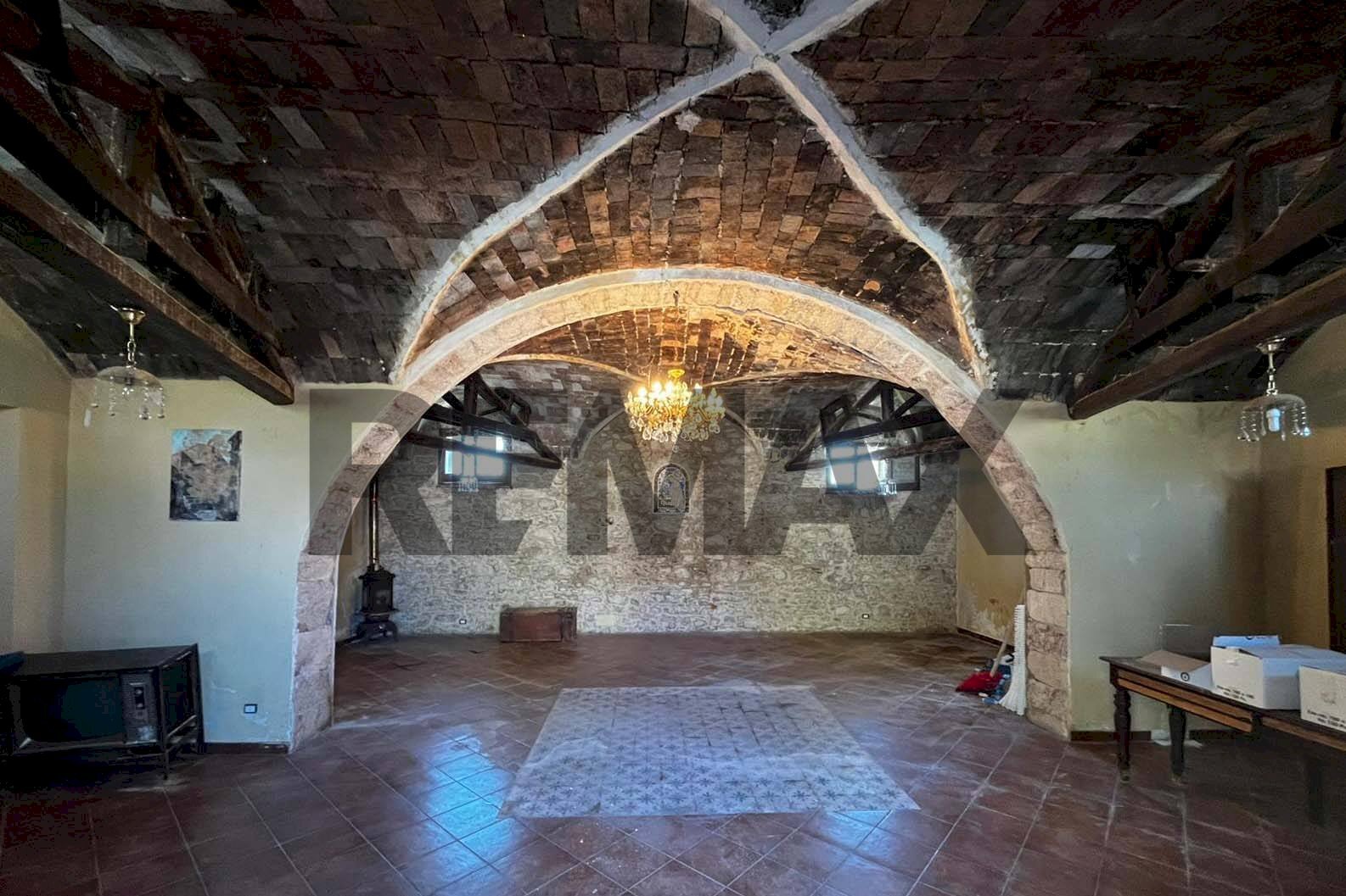 Stanza vuota - Agriturismo SP 102 CONTRADA MAGANOCE
 
SNC, Piana degli Albanesi - photo 3