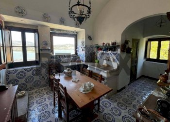 Sala da pranzo - Agriturismo SP 102 CONTRADA MAGANOCE
SNC, Piana degli Albanesi - photo 4