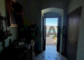 Hall / corridoio - Agriturismo SP 102 CONTRADA MAGANOCE
SNC, Piana degli Albanesi - photo 33