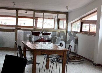 Sala da pranzo - Semi-detached house Via Plauto
 
6C, Palermo - photo 10