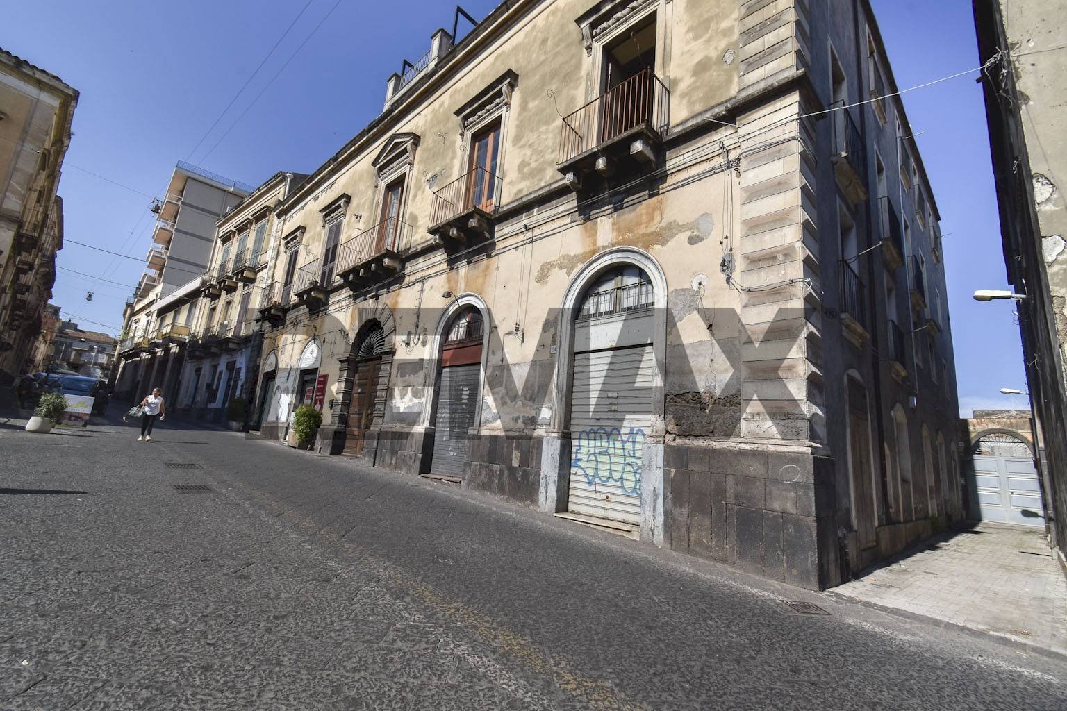 Edificio all\'aperto - Commercial Premises Via Vittorio Emanuele II
 
156, Acireale - photo 1