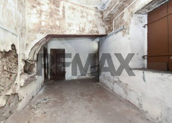 Stanza vuota - Commercial Premises Via Vittorio Emanuele II
156, Acireale - photo 3