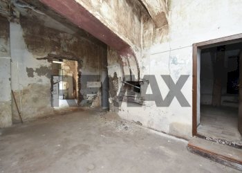 Stanza vuota - Commercial Premises Via Vittorio Emanuele II
156, Acireale - photo 4