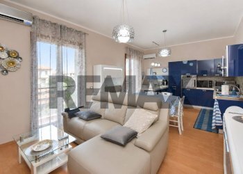 Sala da pranzo - Quadrilocale Via Sottotenente Cantone
 
10, Mascalucia - foto 1