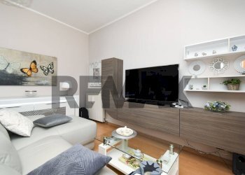 Soggiorno - Quadrilocale Via Sottotenente Cantone
 
10, Mascalucia - foto 3