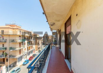 Balcone - Four-room apartment Via Lazio
 
25, Giarre - photo 18