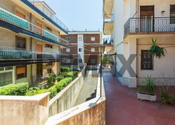 Edificio all\'aperto - Four-room apartment Via Lazio
 
25, Giarre - photo 28