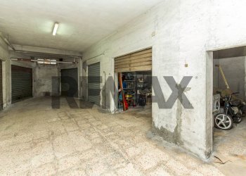 Parcheggio - Four-room apartment Via Lazio
 
25, Giarre - photo 29