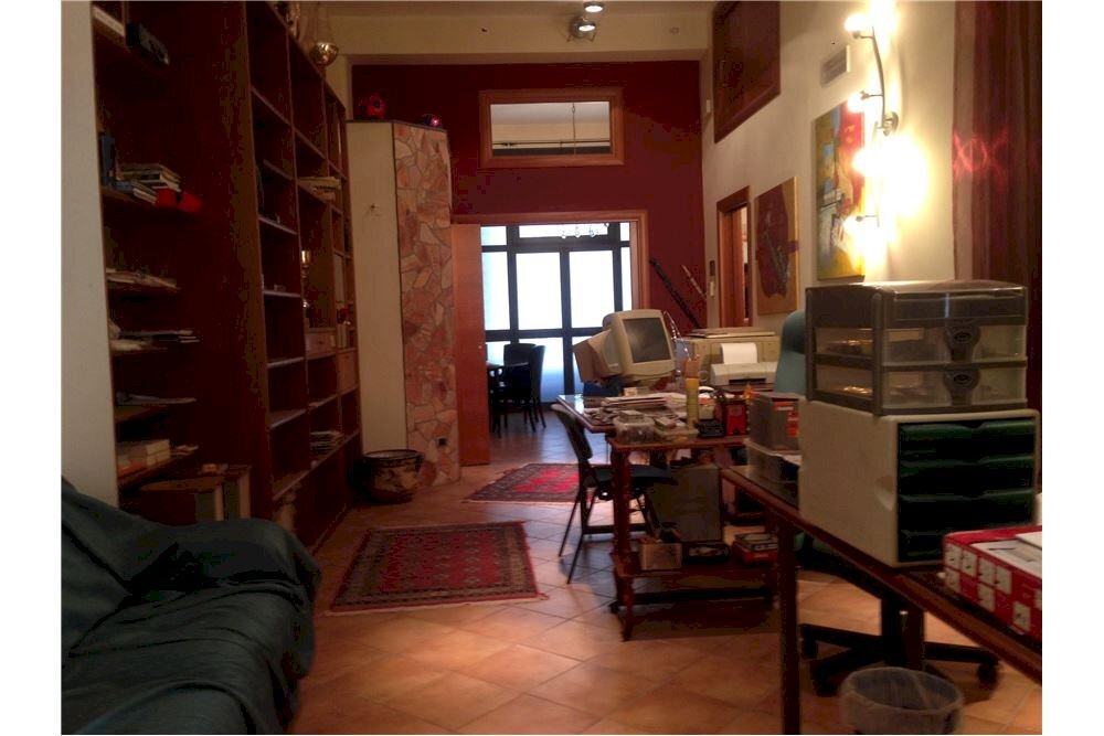 Sala da pranzo - Magazzino Via Stazzone
 
175, Catania - foto 1