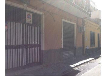 Edificio all\'aperto - Magazzino Via Stazzone
 
175, Catania - foto 9