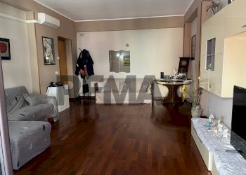 Soggiorno - Quadrilocale Via Prima
 
16, Aci Catena - foto 7
