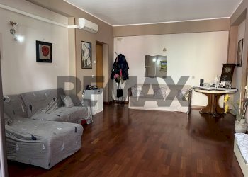 Soggiorno - Quadrilocale Via Prima
 
16, Aci Catena - foto 8