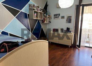 Camera / camera da letto - Quadrilocale Via Prima
 
16, Aci Catena - foto 9