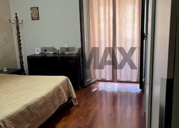 Camera / camera da letto - Quadrilocale Via Prima
 
16, Aci Catena - foto 14
