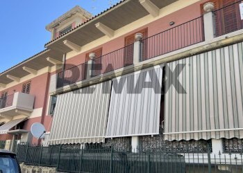 Edificio all\'aperto - Quadrilocale Via Prima
 
16, Aci Catena - foto 33