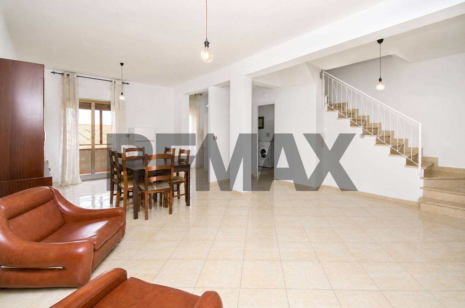 Sala da pranzo - Quadrilocale Contrada San Biagio
 
1/2, Fiumefreddo di Sicilia - foto 1