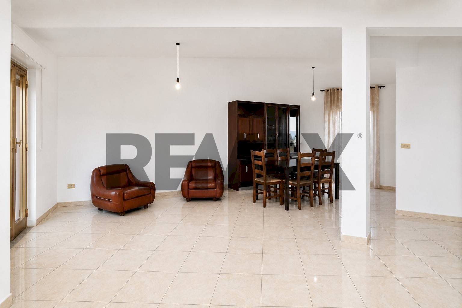 Sala da pranzo - Quadrilocale Contrada San Biagio
 
1/2, Fiumefreddo di Sicilia - foto 2
