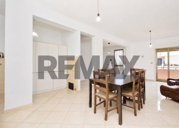 Sala da pranzo - Quadrilocale Contrada San Biagio
 
1/2, Fiumefreddo di Sicilia - foto 3