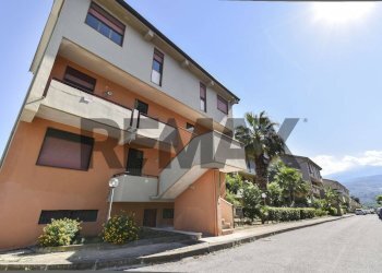 Edificio all\'aperto - Quadrilocale Contrada San Biagio
 
1/2, Fiumefreddo di Sicilia - foto 28