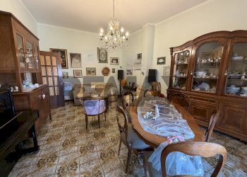 Sala da pranzo - Quadrilocale Via Trieste
 
14, Belpasso - foto 12
