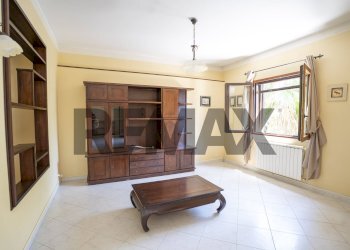 Soggiorno - Appartamento Via Vincenzo Bellini
 
8, Gravina di Catania - foto 8