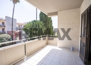 Terrazza - Appartamento Via Vincenzo Bellini
 
8, Gravina di Catania - foto 9