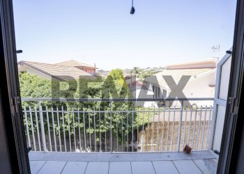 Balcone - Appartamento Via Vincenzo Bellini
 
8, Gravina di Catania - foto 16