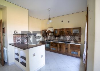 Cucina - Appartamento Via Vincenzo Bellini
 
8, Gravina di Catania - foto 19