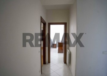 Hall / corridoio - Appartamento Via Vincenzo Bellini
 
8, Gravina di Catania - foto 24