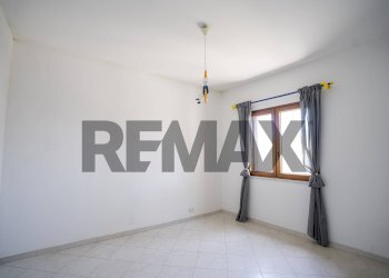Stanza vuota - Appartamento Via Vincenzo Bellini
 
8, Gravina di Catania - foto 35