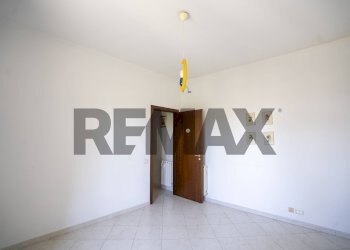 Stanza vuota - Appartamento Via Vincenzo Bellini
 
8, Gravina di Catania - foto 36