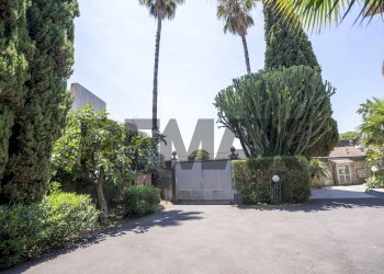 Casa all\'aperto - Appartamento Via Vincenzo Bellini
 
8, Gravina di Catania - foto 47