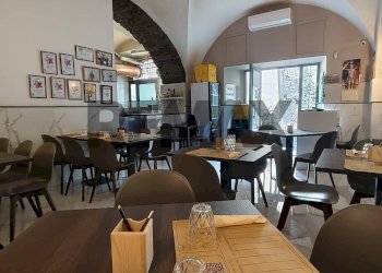 Sala da pranzo - Locale Commerciale Via Pennisi
 
30, Acireale - foto 6