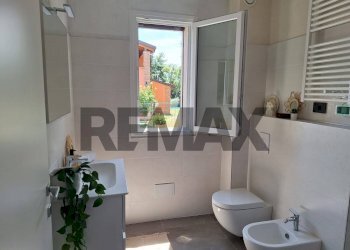 Bagno - Trilocale Via Salvatore Quasimodo
 
23, Guanzate - foto 10