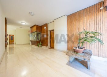 Ricezione / Lobby - Trilocale Viale Di Vigna Pia
32, Roma - foto 41