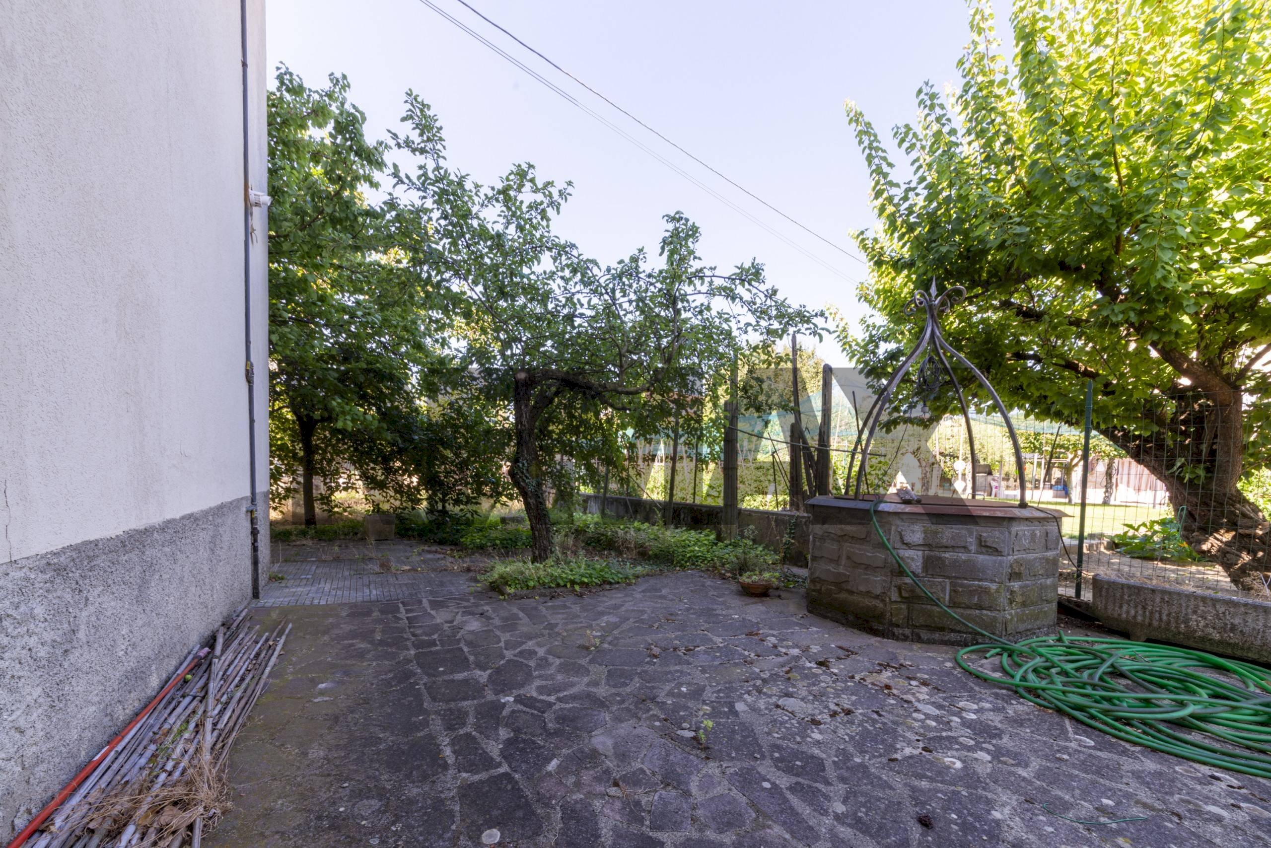 Giardino - Villa a Schiera VIA GOBETTI
 
2, Loro Ciuffenna - foto 3