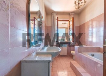 Bagno - Villa a Schiera VIA GOBETTI
 
2, Loro Ciuffenna - foto 14