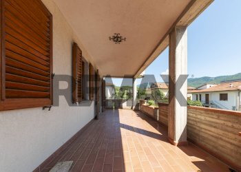 Terrazza - Villa a Schiera VIA GOBETTI
 
2, Loro Ciuffenna - foto 29