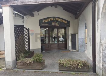 Edificio all\'aperto - Attività Commerciale eusebio
1, Besana in Brianza - foto 3