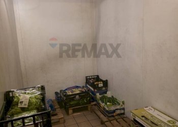 Camera / camera da letto - Attività Commerciale eusebio
1, Besana in Brianza - foto 6