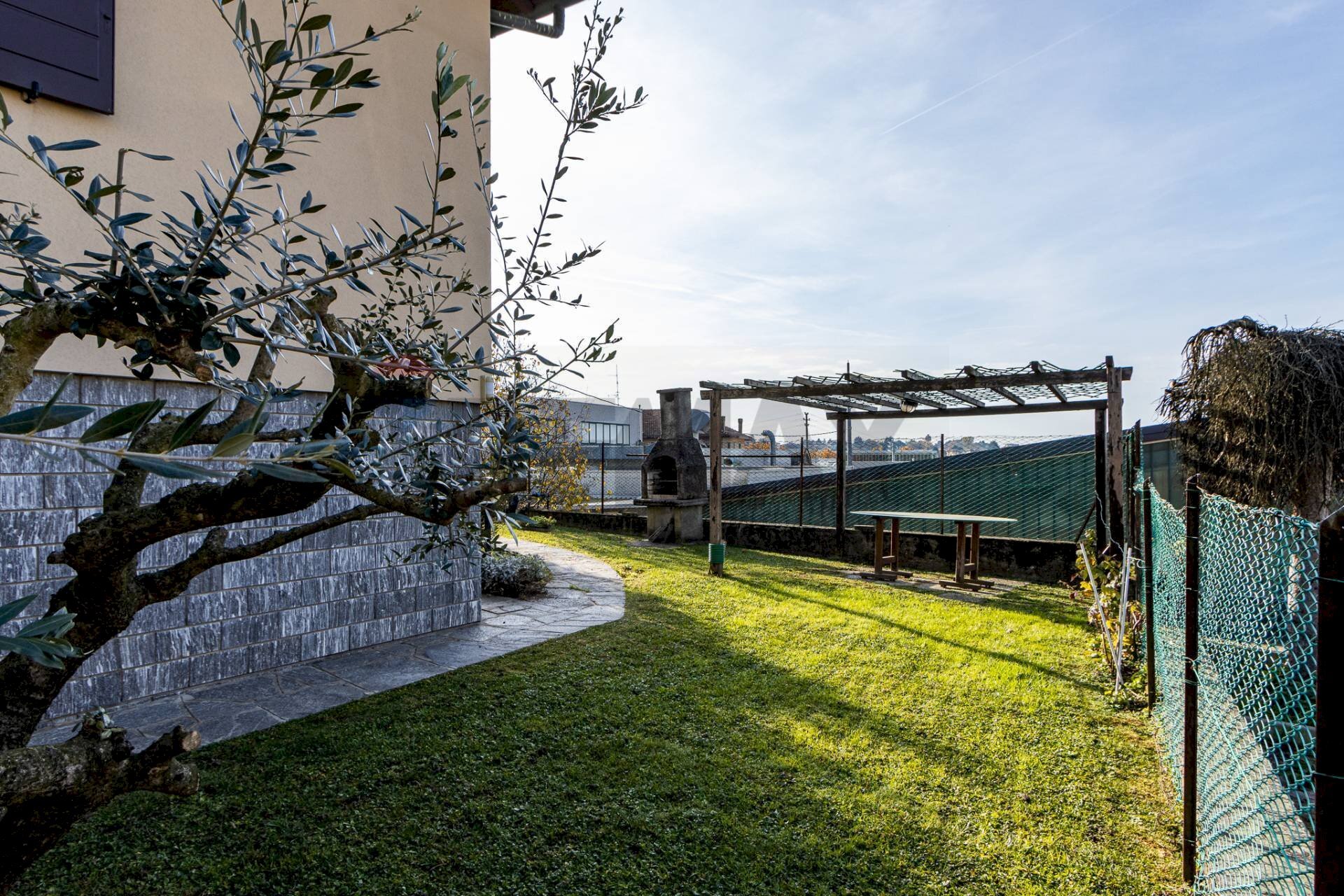 Giardino - Villa Volta
41, Cassago Brianza - photo 2