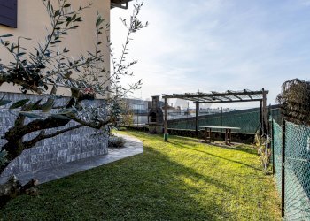 Giardino - Villa Volta
 
41, Cassago Brianza - foto 2