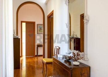 Hall / corridoio - Villa Volta
 
41, Cassago Brianza - foto 15